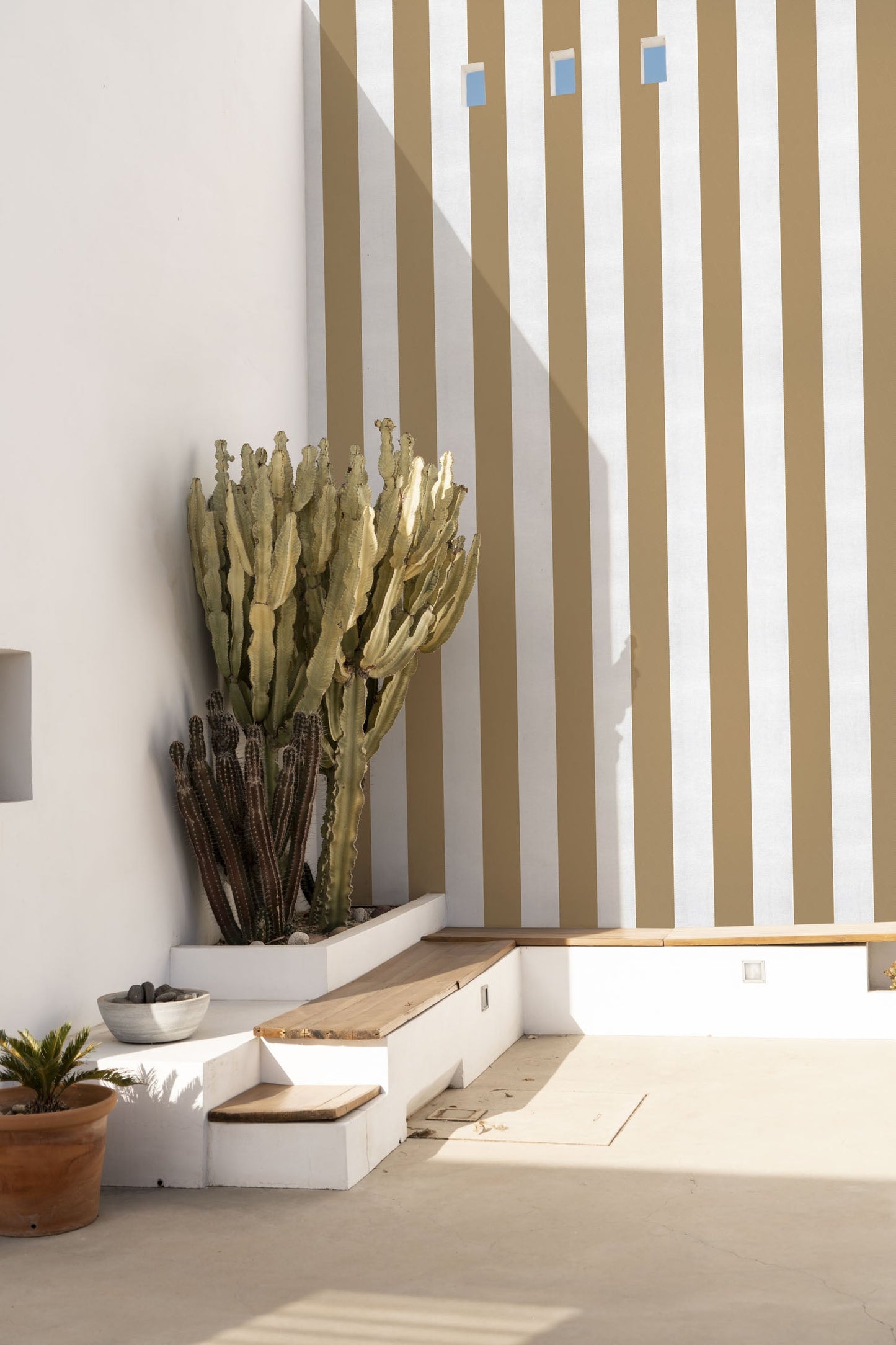 VCA00739 Stripe 8 Wallpaper