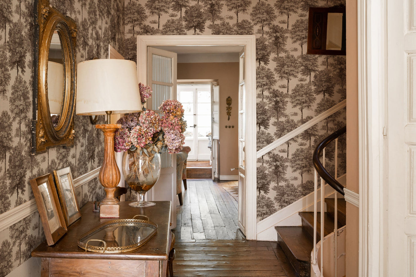 VCB00353 Chestnut Tree Wallpaper