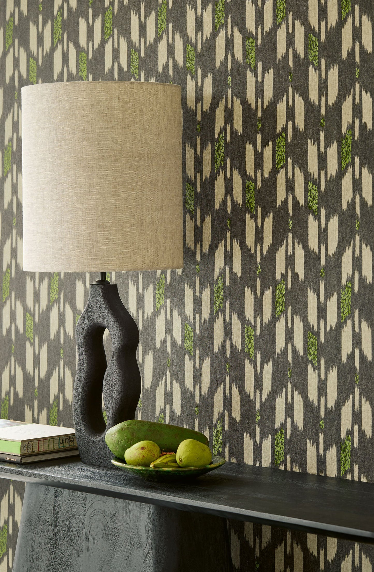 Solange VE340244 Wallpaper